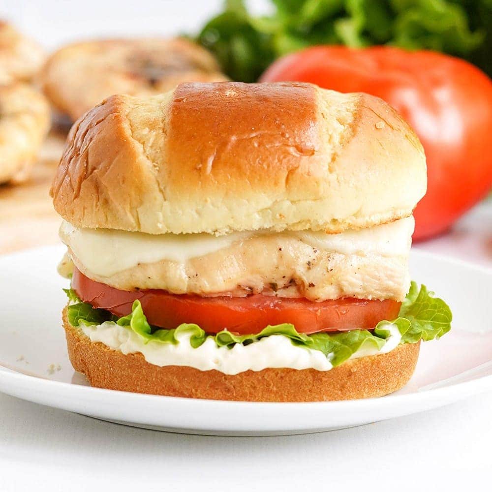 Easy Grilled Chicken Sandwich | YellowBlissRoad.com